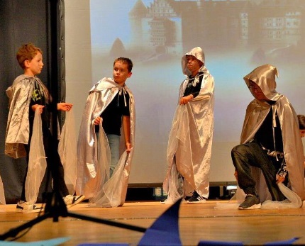 Federseeschule begeistert mit Theater